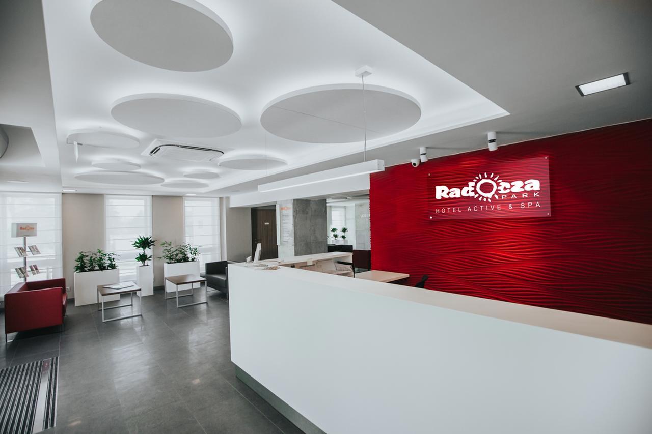 Hotel Radocza Park Business Exterior photo